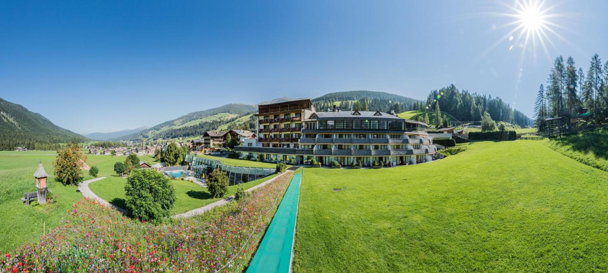 Family Resort Rainer Sexten Ngoại thất bức ảnh