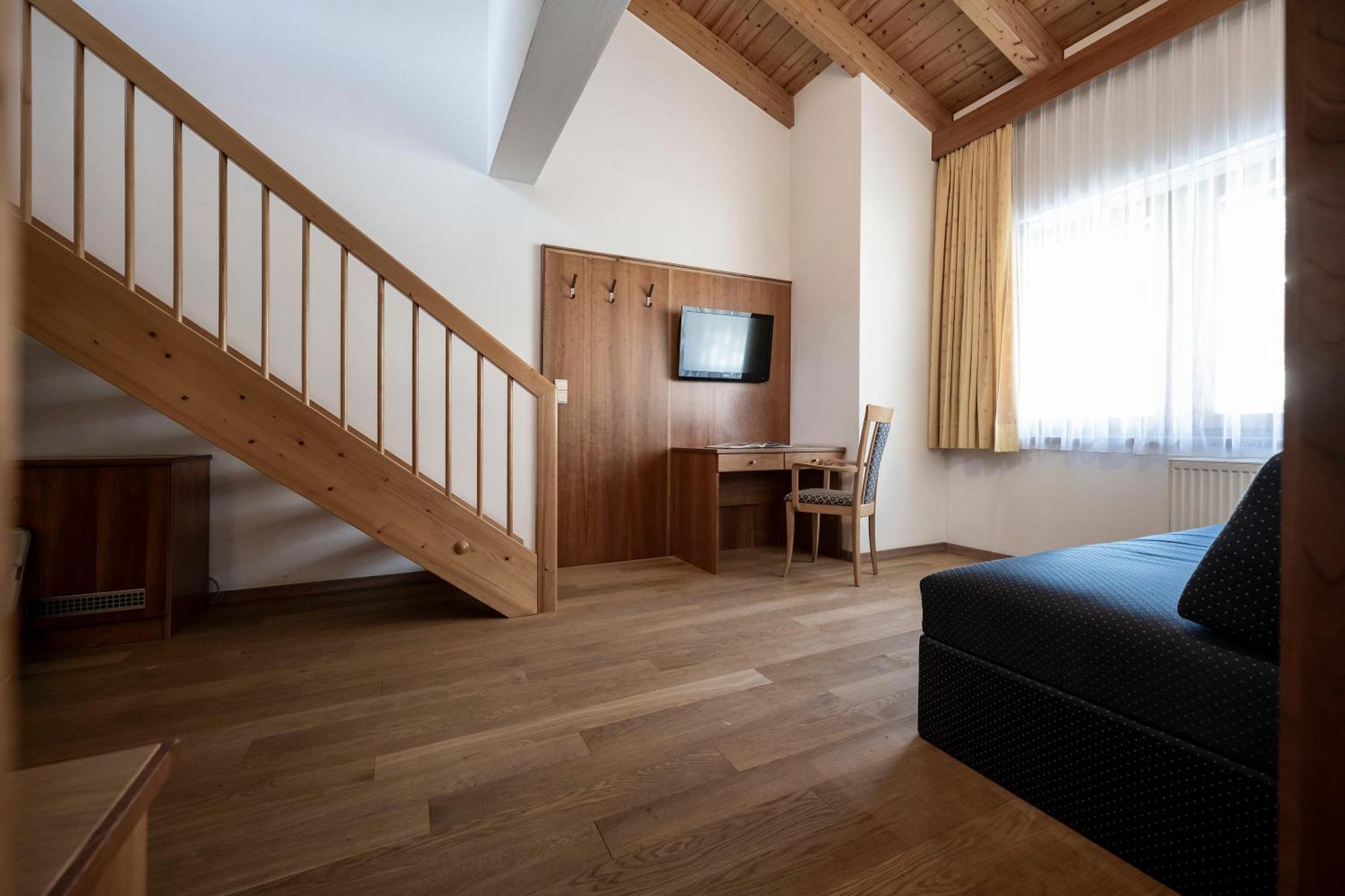 Family Resort Rainer Sexten Ngoại thất bức ảnh